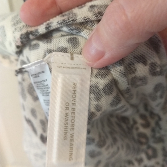 🤎 Lightweight LOFT Animal Print Cardigan🖤 - Picture 6 of 8